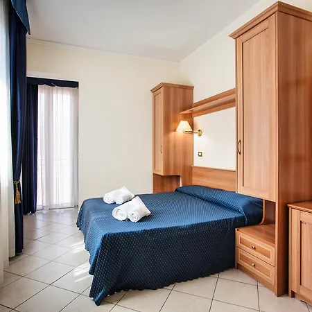 Hotell De La Cesenatico