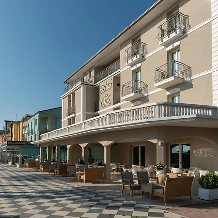 De La Hotel Cesenatico
