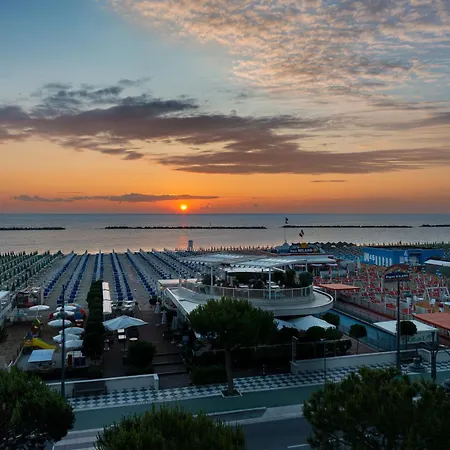 De La Hotel Cesenatico